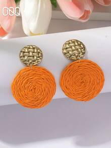 OOQ 1 paire de boucles d'oreilles géométriques tressées à la main en raphia, boucles d'oreilles circulaires minimalistes et à la mode, convenant pour les mariages, les demoiselles d'honneur, les cadeaux de la Saint-Valentin pour les amis et les amoureux, idéales pour le port quotidien, les vacances et les soirées (tressage artisanal en raphia, forme et direction aléatoires) - Orange - Voir 1