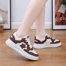 Tenis de mujer casuales y zapatillas con plataforma gruesa suela de goma EVA, zapatos para mujer con diseño de estrellas de moda casual, tenis deportivos para mujer cómodos transpirable y ligero con cordones, calzado versátil antideslizante estilo elegante de diseño exclusivo para caminar diario. - Granate - Ver 11