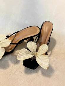 Giày sandal cao gót nữ, mẫu mới Xuân/Hè 2026, thiết kế hoa bướm giả 3D, sandal cao gót hở mũi thời trang, thanh lịch và đa năng. - màu đen - Xem 5
