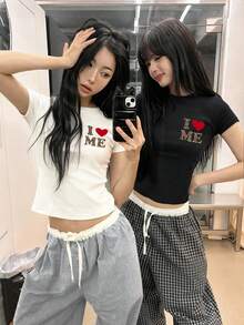 两件装女士圆领短袖T恤，美式辣妹风格，夏季新款豹纹印花字母图案，时尚百搭修身露脐休闲上衣 - 白色+黑色 - 查看 8