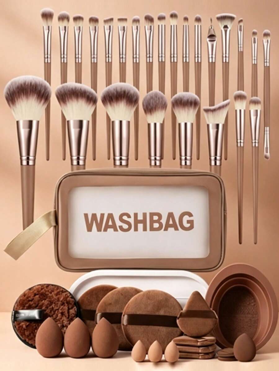 Bộ dụng cụ trang điểm 44 món bao gồm: 25 bộ cọ trang điểm + 1 túi đựng đồ trang điểm và mỹ phẩm đa năng có khóa kéo chống thấm nước + 3 bông mút trang điểm + 3 bông mút trang điểm mini + 3 bông phấn tròn + 4 bông phấn tam giác + 3 bông phấn dạng cushion mini + 1 miếng bọt biển rửa mặt + 1 dụng cụ vệ sinh cọ trang điểm - màu nâu - Xem 1