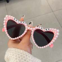 Style Glasses With Letter Pearl Heart Design For Women, Suitable For Weddings, Birthday Parties, Etc. - 粉紅色邊框灰色床單 - 查看 2