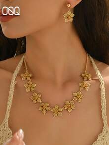 一套手工拉菲草五瓣花耳环项链套装，优雅甜美海滩度假旅行首饰套装，适合女性日常佩戴和节日礼物（手工拉菲草编织，形状和方向随机） - 咖色 - 查看 5