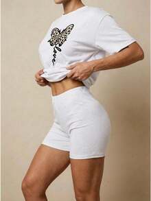 Conjunto para mujer casual estampado de mariposa y letras tela suave ajuste holgado verano para salida diaria/gym set de playera manga corta - Blanco - Ver 2