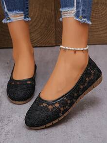 1 Pair Vintage Women's Slip-On Shoes, Embroidered Hollow Vamp, Rhinestone Flower Decor, Breathable Comfortable Soft Sole, Suitable For Parties, Dates, Dances, Parties, Daily Casual, Beach, Resort, Indoor, Street, Campus Wear - Black - View 10