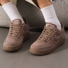 Nike Air Force 1 經典百搭 低筒 板鞋 女款 棕色 - 棕色 - 查看 2