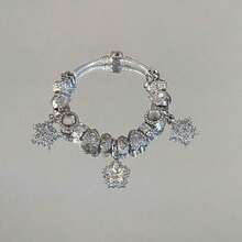 1pcs Small Luxury High Sense Temperament Bracelet Women Pink Eye Cute Flower Pendant Beaded Bracelet Bangles - Vòng tay hoa băng đính kim cương và pha lê nguyên khối (Thiết kế logo) - Xem 11