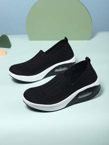 Giày lười nữ mùa xuân mới, nhẹ, thời trang, đa năng, đế dày thoải mái, không dây buộc. - Đen và trắng - Xem 10