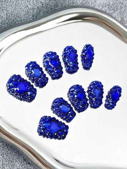 Y2K Luxury Blue Full Rhinestone 21mm Short Coffin Shaped Handmade Nail Art, Handcrafted, 3D Full Coverage Crystal Design, Artificial Nails, Shiny, Sparkling, Luxurious Crystal Decor, Elegant, Versatile, Fashionable, Creative, Suitable For Wedding, Party, Outdoor, Beach, Daily, Holiday, Gathering, Work And Special Occasions - 10pcs/Pack