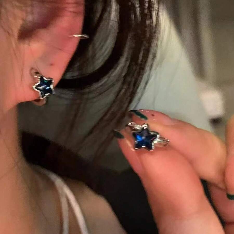 Khuyên tai hình ngôi sao màu xanh thời trang dành cho nữ, khuyên tai vòng thanh lịch, khuyên tai độc đáo đa năng. - Bạc - Xem 1