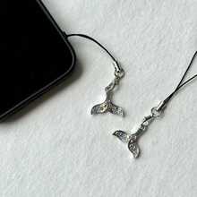 1/2pcs Shiny Fish Tail Phone Charm, Creative Design Phone Accessory, Suitable As Gift - Silver - View 9