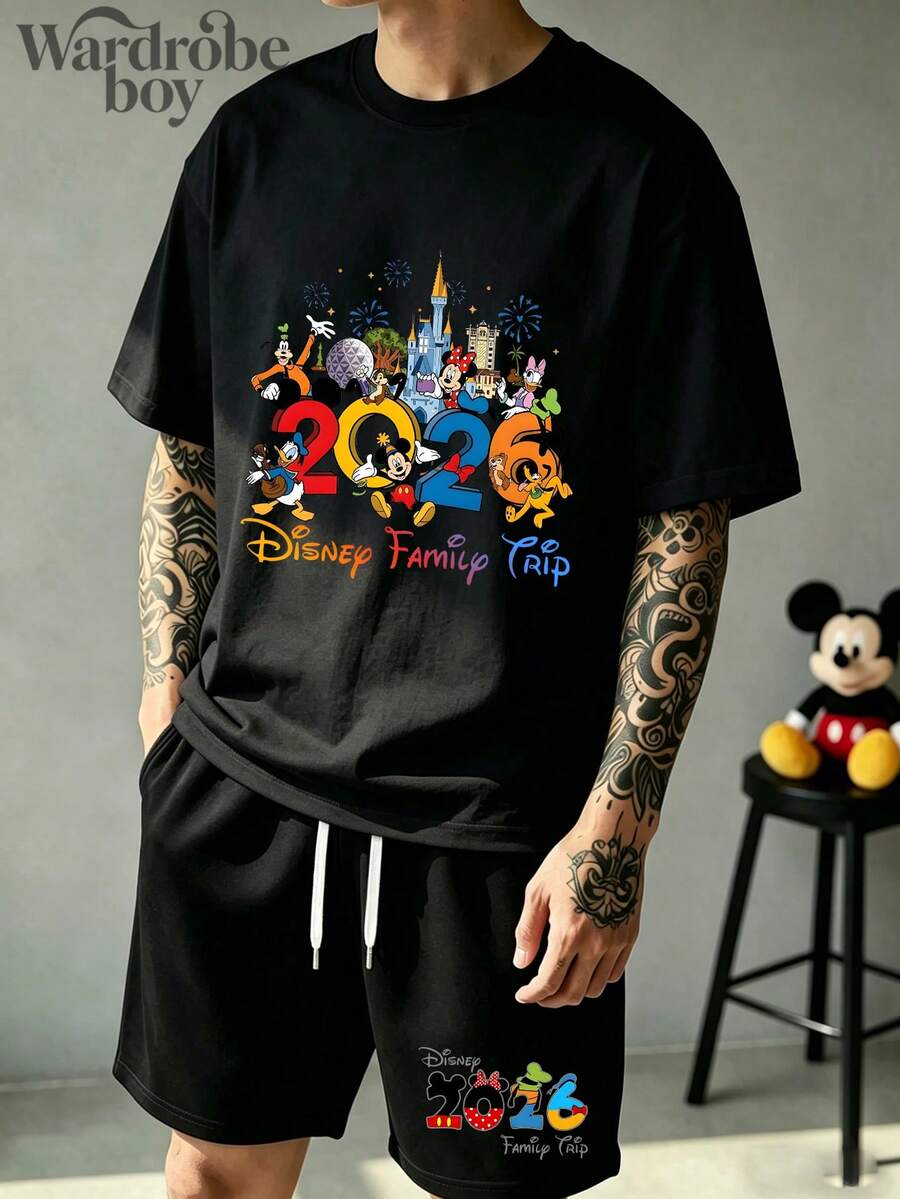 Disney Licensed Short-Sleeve Printed T-Shirt And Shorts Set, Men's Two-Piece Set, 2026 Mickey Mouse Family Cartoon Printed T-Shirt And Shorts Set, Suitable For Family Outings And Vacations. Unisex. Comfortable And Breathable. - 黑色 - 查看 1