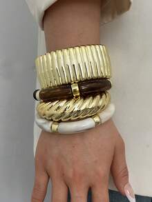 4pcs Vintage Minimalist Women's Striped CCB Material Bangle Bracelets And Acrylic Cuff Bracelets, Suitable For Daily Wear, Stackable, Perfect Gift Choice For Holidays - Multicolor - View 5
