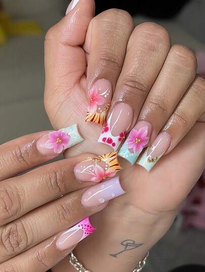 24 Pcs Of Long Square Wearing Armor Gift Box Summer Nude Pink Hand-Painted Flowers French Side Gentle Wind Hand-Painted Three-Dimensional Pink Flowers With Gold Steel Beads Embellished With Lavender Gradient Transparent Bubble Beads Fake Nails Detachable For Girls' Daily Travel Joker Gifts, Dating, Vacation, Bo Money Fake Including Armor With Jelly 1 Piece Rub 1.