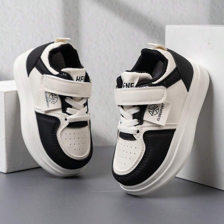 2026 Primavera/Verano/Otoño Zapatos pequeños blancos con para niños, zapatillas casuales para niños y niñas pequeños, suela blanda, transpirable, antideslizante, ligero, de moda - Negro - Ver 1