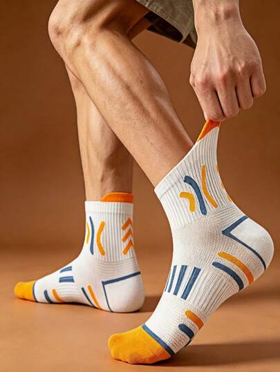 1 Pair Men's Short Socks,All-Season Style,Sporty Fashion Style,Soft And Breathable,Lightweight And Skin-Friendly,Moisture Wicking, High Elasticity, Durable And Comfortable Without Tightness,Suitable For Daily Wear, Commuting