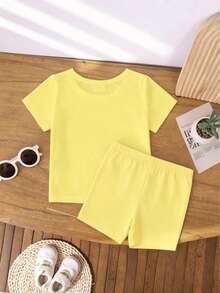 Young Girl Digital Pattern Print Short Sleeve Round Neck T-Shirt And Casual Shorts Set - Yellow - View 4