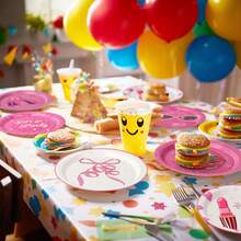 72 platos de papel para fiesta de superhéroes temáticos, platos de postre Hero Boom de 7 pulgadas, juego de vajilla desechable colorido para niños y niñas, cumpleaños y baby shower - Chica rosa - Ver 7