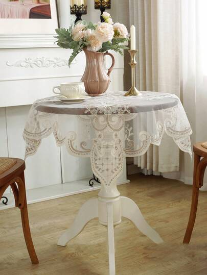 1 件装桌旗，采用 100% 涤纶面料和刺绣工艺。适用于厨房餐桌、橱柜、书桌、梳妆台、客厅茶几、卧室、家居装饰、节日、婚礼和派对装饰。多种尺寸可选，四季皆宜。