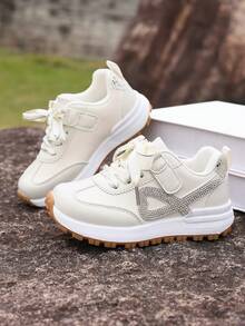 1双女童运动鞋，防滑耐穿，适合女童、大童，全年休闲穿着 - 米色 - 查看 2