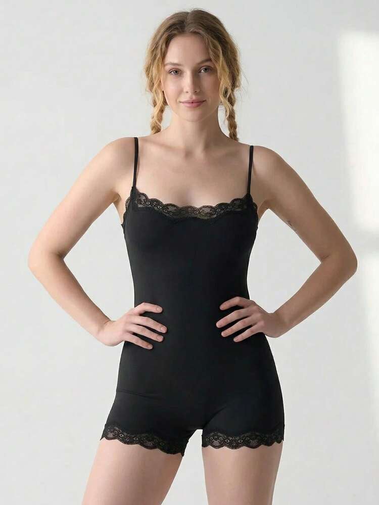 Contrast Lace    Sleeveless    Short - Black - View 9