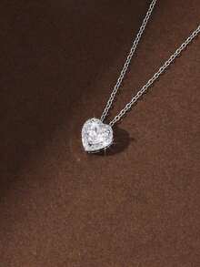 Charming Cubic Zirconia Heart-Shaped Pendant Necklace For Women, Exquisite Collarbone Chain, Versatile, An Ideal Gift For Valentine's Day, Mother's Day, Or For Mom. - 白 - 查看 3