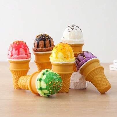 Schylling 1个逼真的奶油冰淇淋甜筒模型，创意仿真食物玩具，挤压玩具