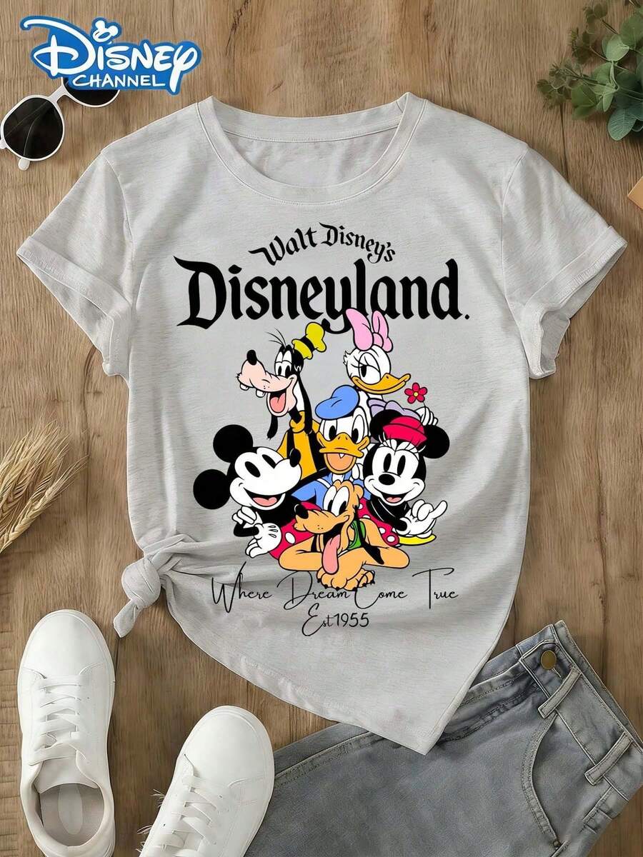 This Disney-Licensed Women's Summer Cotton T-Shirt Is A Disney 2026 Travel Souvenir. The Front Features Classic Disney Characters And Disneyland Logos, Perfect For Taking Photos At Disneyland, As A Travel Souvenir, For Everyday Casual Wear, Or For Matching Family Outfits. It Also Makes An Ideal Valentine's Day Gift For Friends And Family. Men's And Women's Clothing, New Spring Style, Comfortable And Skin-Friendly, Suitable For Outdoor Wear. - Xám - Xem 1