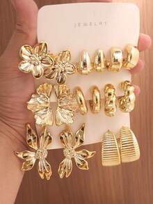4/6/16pcs Gold-Tone Fashion Earring Set For Women, Includes Left-Right Ear Flowers, 5-Petal Flowers, Teardrop, Heart, Small C-Shape Designs, Stylish & Elegant, Suitable For Daily Wear, Parties, Gifts For Girlfriends & Mothers. Made Of ABS Resin With Non-Fading UV Gold Plating - Gold - View 6