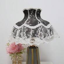 Abajur estilo Lolita, estampa de mármore preto e prata/sakura azul marinho, cúpula artesanal com franjas de pérolas e renda branca, ideal para criar um ambiente aconchegante no quarto. Somente a cúpula (corpo da lâmpada não incluso). - Abajur estilo Lolita - Ver 8