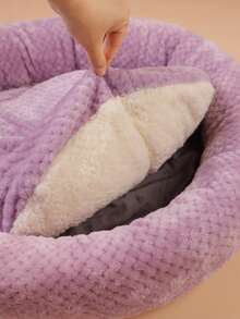 1pc Round Solid Color Plush Pet Bed/Nest, Removable Double-Sided Fleece Anti-Slip Pet Mat, Suitable For Cats And Small Dogs, Provides Comfortable Sleep All Seasons (Spring, Summer, Autumn, Winter) - Mauve Purple - View 6