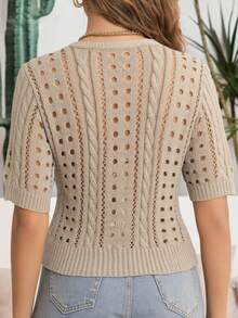 Áo khoác cardigan nữ màu be tay ngắn cổ chữ V, chất liệu dệt kim hơi xuyên thấu với chi tiết cúc, hoàn hảo cho phong cách thường ngày, trẻ trung hoặc mùa thu hè. - Màu Khaki - Xem 2