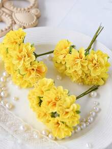 1 Buquê (6 Cabeças) de Cravos Artificiais, Materiais para Mini Guirlanda DIY com Letras, Acessórios para Caixa de Doces, Decoração de Casamento em Casa, Corsage de Pulso para Noiva, Arranjo de Cabelo, Decoração de Ano Novo, Festa de Aniversário, Presente de Dia dos Namorados, Cerimônia de Formatura - Amarelo - Ver 2