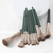 14件套绿色系列化妆刷套装，超柔软浓密刷毛，新手必备全套面部化妆刷，包含高端粉底刷、眼影晕染刷和细节刷，符合人体工学的手柄，适合化妆师和爱好者，完美的化妆工具，柔软的化妆刷，完整的化妆刷套装 - 化妝刷 - 查看 8