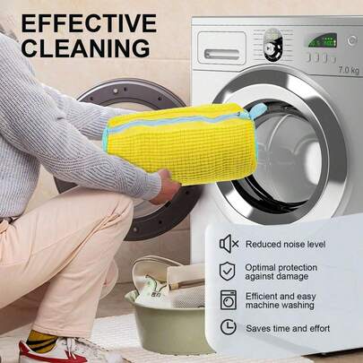 1 túi giặt giày 360°, phù hợp hoàn hảo với mọi loại giày. Được thiết kế chống biến dạng và có lớp lót nhung mềm mại để bảo vệ tối đa giày thể thao và giày thường ngày trong quá trình giặt máy. Có thể giặt máy và phơi khô, rất tiện dụng như một phụ kiện máy giặt gia đình. Thiết kế đa năng, thời trang phù hợp với trang trí nghệ thuật, đám cưới và nhà cửa.
