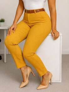 Pantalón de Vestir para Dama con Cinturón. Tela Strech. Ajuste Perfecto Push Up - Amarillo Mostaza - Ver 4