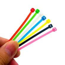 100 pièces Attaches de câble industrielles autobloquantes, 8 pouces (longueur de fixation 6,7 pouces), liens de câble en nylon, 6 couleurs assorties, 3*200 mm - 100 attaches de câble autobloquantes de qualité industrielle - Voir 9
