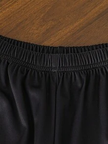 Bộ đồ 2 món cho bé trai mùa hè: Áo ba lỗ cổ tròn và quần short. - màu đen - Xem 6