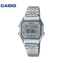Casio 卡西欧 LA670WEA-7EF 复古数字手表，不锈钢表带，防水腕表+手链套装，复古方形男女通用手表，日常礼物 - 均碼 - 查看 9