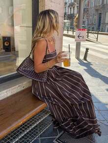 Women's Striped Print Casual Vacation Spaghetti Strap Dress, Color-Blocked Striped High-Waisted A-Line Maxi Dress,Brown Slip Dress, Striped Maxi Dress,Pinkish-Brown Striped Dress,French Retro Slimming Square Neck Suspender Maxi Dress Women,Elegant Summer Resort Dress,Elegant Dresses Women,Holiday Dress,Summer Holiday Outfits - 棕色 - 查看 3