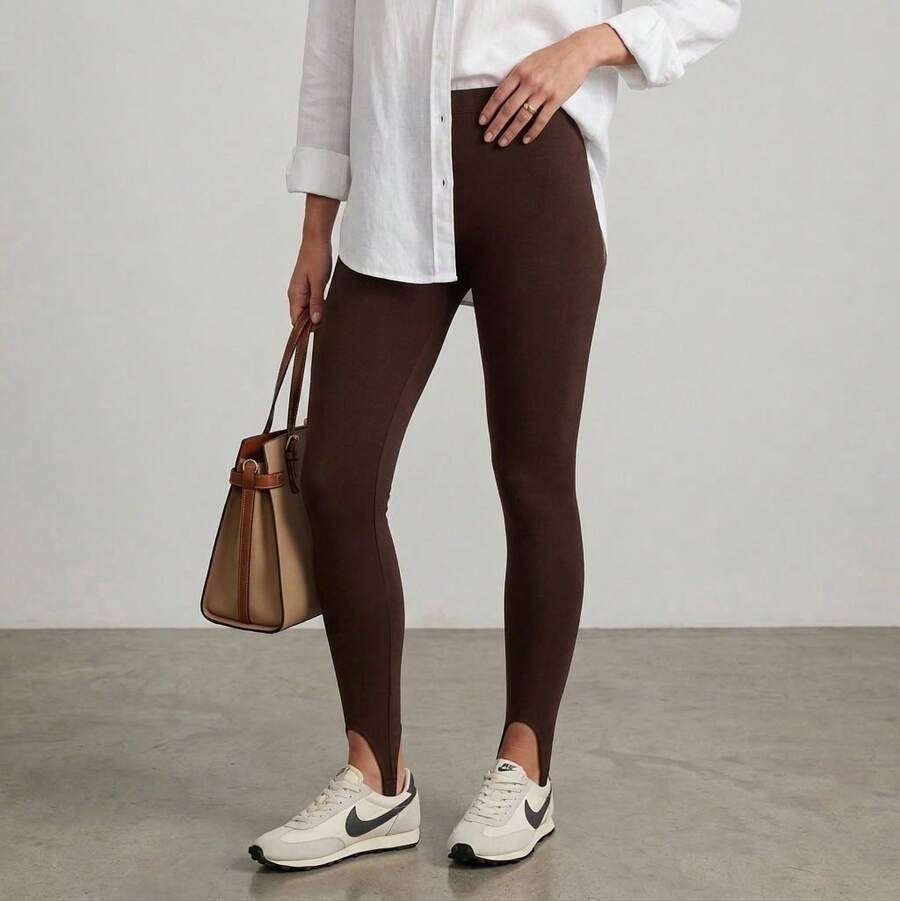 Women's Leggings With Footed Detail, Fleece-Lined, Flannel-Lined, Fleece-Inside, Fashionable, Comfortable, Shaping, Gym, Workout, Cold Weather, Thick Fabric, High Compression, Perfect Elasticity, Lifts The Buttocks, Slims The Waist, Firm Fit, High Waistband, Holds In Tummy, Soft Touch, Thermal, Keeps Warm, Ideal For Cold Days, Daily Use, Walking, Running, Yoga, Pilates, Casual Look, Versatile, Elegant, Combines With Sneakers, Boots Or Jacket, Premium Quality, Resistant, Durable, Doesn't Fade, Doesn't Mark, Isn't See-Through, Fits Well, Enhances The Body, Freedom Of Movement, Extreme Comfort, Essential Piece Of Women's Wardrobe, Practical, Easy To Wash, Quick Drying, No Ironing Needed, Reinforced Finish, Resistant Seams, Perfect Fit, Modern Style For Work, Outings, Travel And Physical Activities, Easy To Wash, Quick Drying, No Ironing Needed, Doesn't Wrinkle Easily, Maintains Shape After Several Washes, Anatomical Waistband, Firm, Medium-High Support, Perfect For The Gym, Work, Home Off - 鏽棕色 - 查看 1