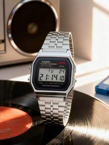 Casio 男女通用黑色金配色復古超薄輕量樹脂錶帶 LED 燈 秒錶 鬧鈴 日常防水 經典復古百搭石英電子錶 F-91WG-9 父親節禮物 - 銀色 - 查看 2