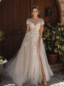 Elegant Sexy Deep V Neck Lace Appliqué A Line High Slit Off Shoulder Backless Wedding Dress With Sleeveless, Registry Office Dresses Bridal Gown, Evening Party Dress Birthday Party Dress Country Wedding,Romantic Church Ceremony Wedding Dress,Suitable For Wedding, Dating, Party, Singles' Party, Vacation, Formal Occasions, Dinner Dress, Prom Dress, Homecoming Dress, Cocktail Party, Wedding Guest Dress, Graduation - 白色 - 查看 1