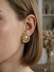 Splendor Vintage Rope Twisted Shell Stud Earring For Women,Charm Stainless Steel Jewelry Faux Pearl Gold Earring, Summer Vacation Jewellery Wedding Gift Daily - Gold - View 3