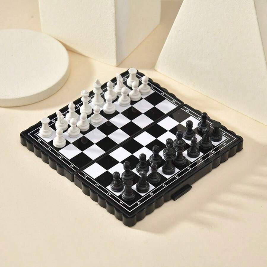 1套迷你便携式折叠国际象棋套装，休闲娱乐活动 - 彩色 - 查看 1
