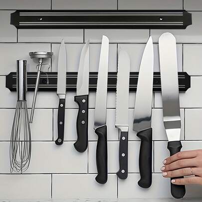 1 Giá đỡ dao từ tính gắn tường màu đen - Một dụng cụ nhà bếp tiện dụng, hoàn hảo để cất giữ dao, kéo và các dụng cụ khác - Được làm từ nhựa bền, lý tưởng cho gia đình và nhà hàng, đáp ứng nhu cầu lưu trữ các dụng cụ gia đình.