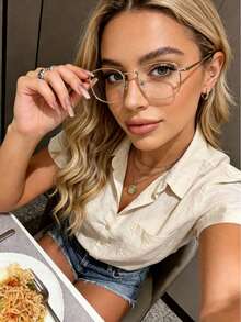 Gafas minimalistas y versátiles de moda en color dorado - Dorado - Ver 4