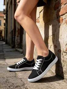Fashionable Wide Canvas Sneakers, Soft And Comfortable, Casual Shoes For Students - Black and White - View 3