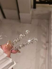 2pcs Fully Rhinestoned Sparkling Crystal Hair Clips, Suitable For Women To Wear On Beach, Music Festival, Party - Silver - View 3
