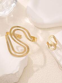 2 piezas Conjunto de brazaletes de cinta hueca dorada, diseño abierto elegante, adecuado para uso diario y citas, regalo de joyería de moda para mujeres - Dorado - Ver 1